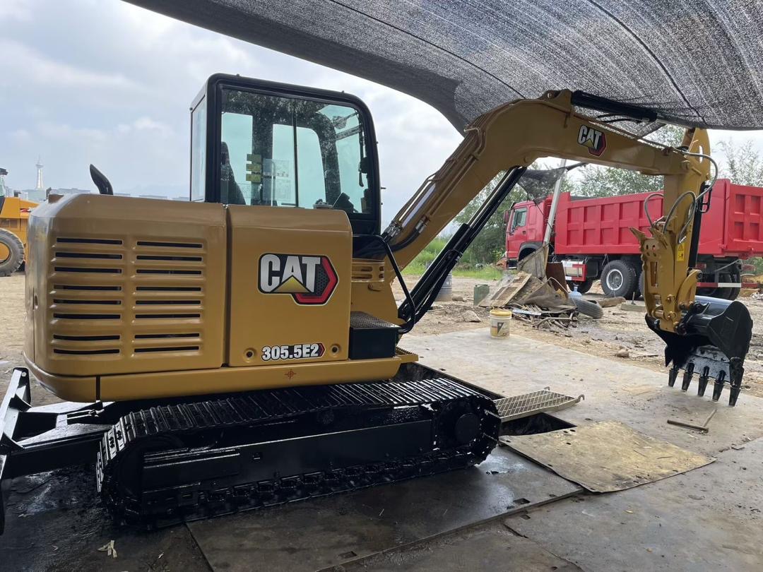 2018 Caterpillar 305.5E Mini Excavator 5 Tons photo 1, Mohammedia, Morocco