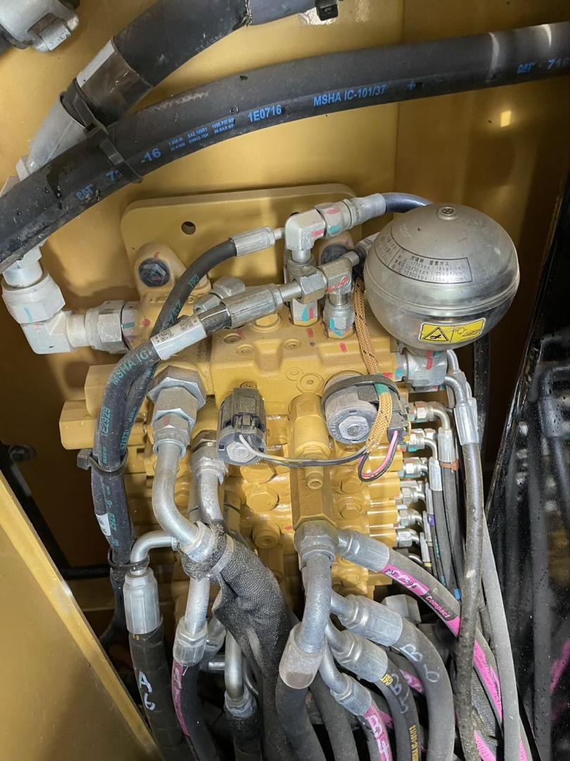 2018 Caterpillar 305.5E Mini Excavator 5 Tons photo 6, Mohammedia, Morocco