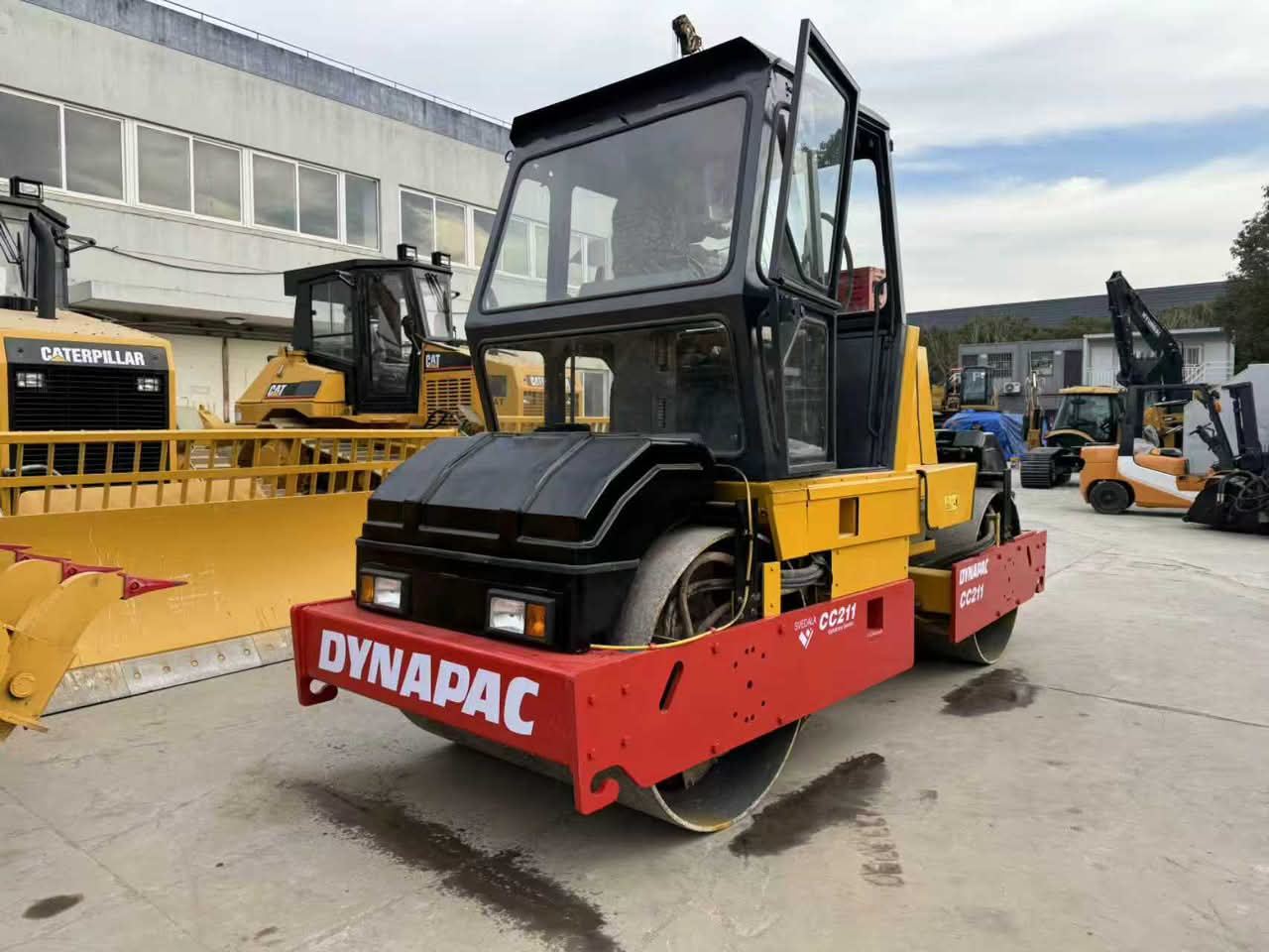 2022 Dynapac CC211 Double Drum Roller 7 Tons photo 2, Qingdao, China
