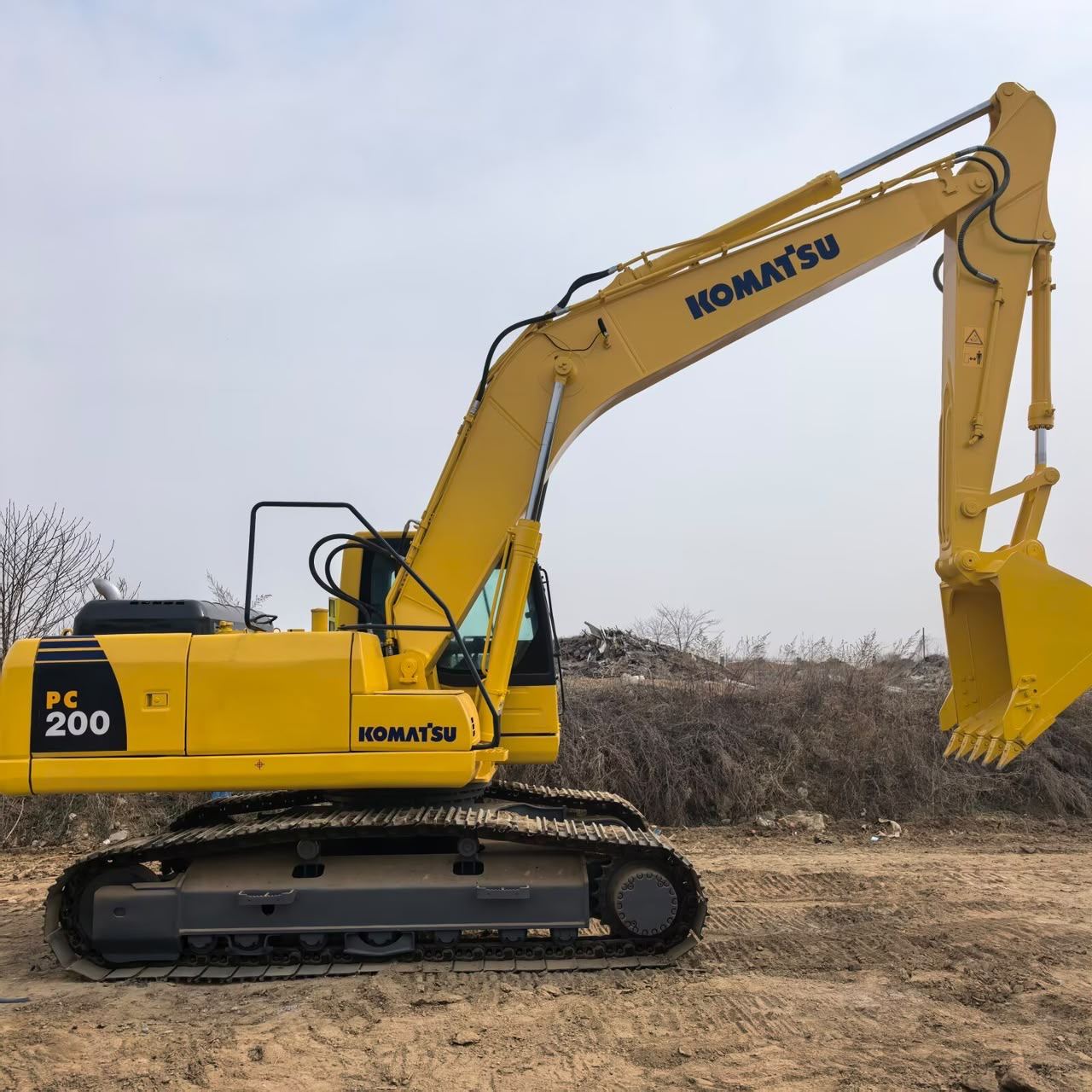 2023 Komatsu PC200 Excavator photo 2, Qingdao, China