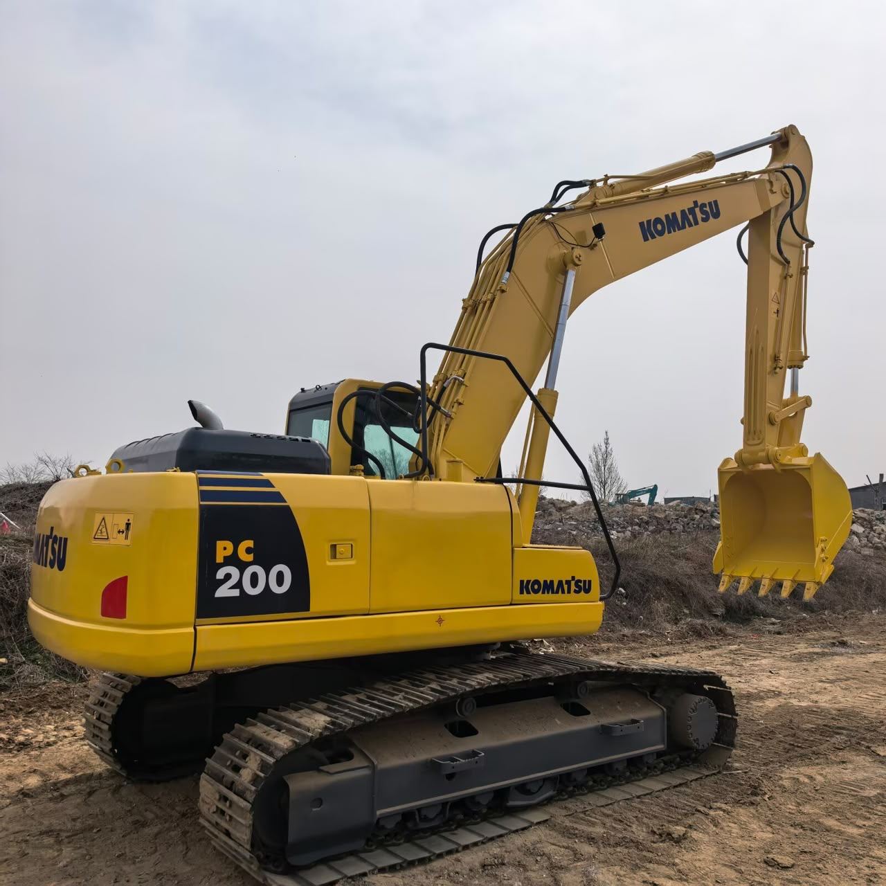 2023 Komatsu PC200 Excavator photo 4, Qingdao, China