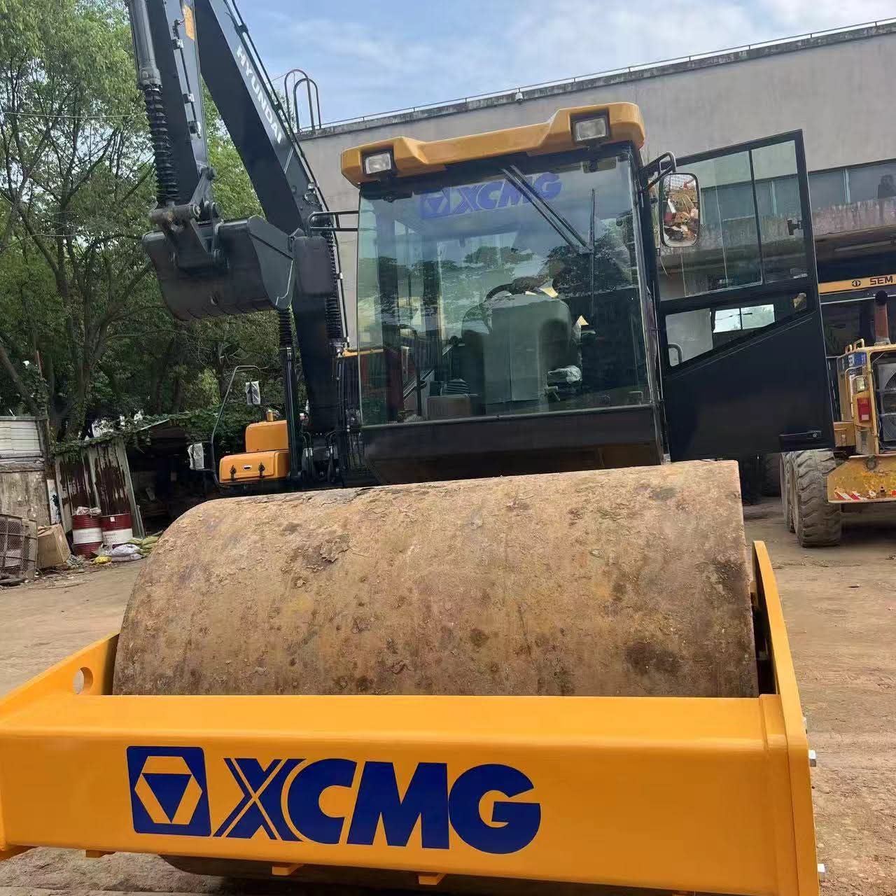 2023 XCMG XS223J Single Drum Roller 22 Tons photo 4, Qingdao, China